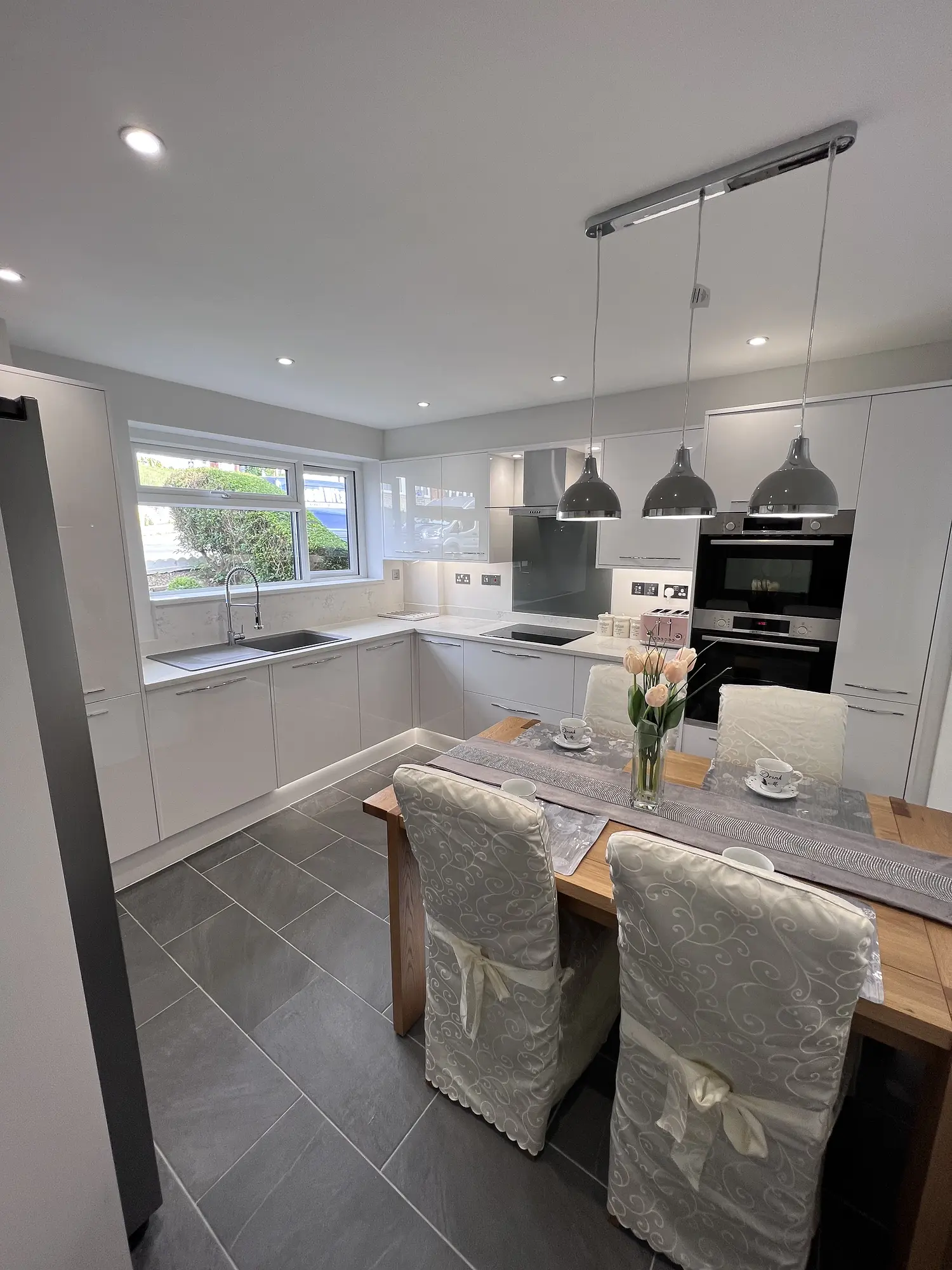 Light-filled family kitchen with contemporary cabinetry